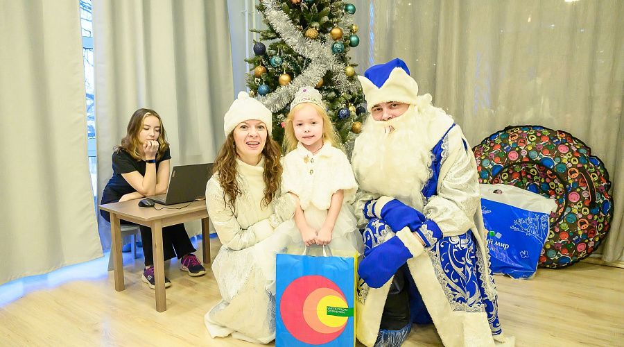 Предприниматели Тверской области собрали новогодние подарки для 19 тяжелобольных детей - фото 6